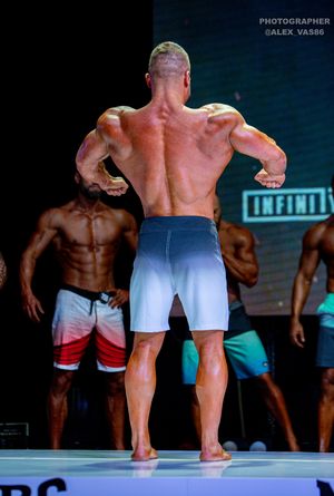 MEN‘S PHYSIQUE НОВИЧКИ